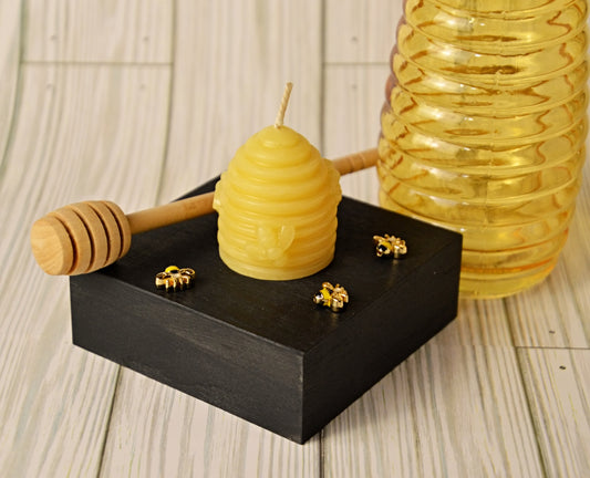 Beehive candle